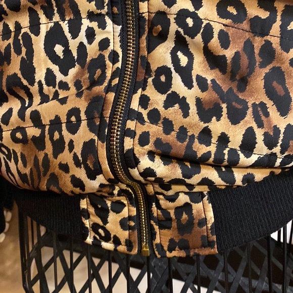 Women’s Jacket - Picture 5 of 5